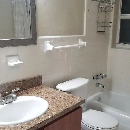 Glam 2 Bedroom Apartment Close To Nsu In Cooper City Exterior foto