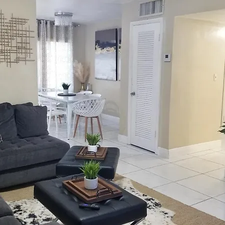 Glam 2 Bedroom Apartment Close To Nsu In Cooper City Exterior foto