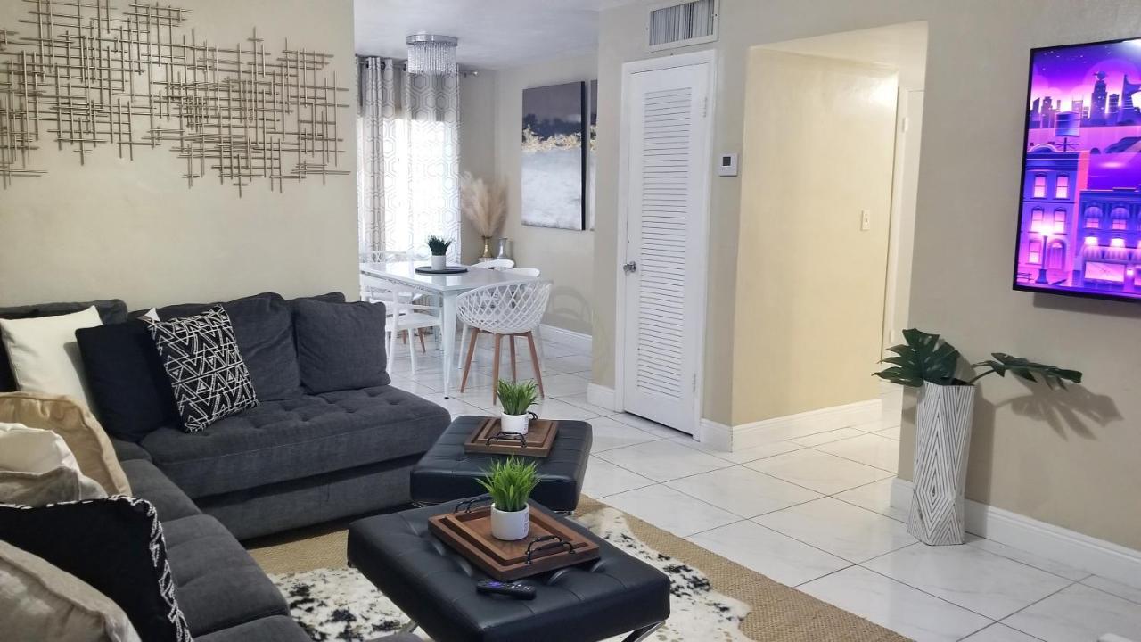 Apartment Glam 2 Bedroom Close To Nsu In Cooper *